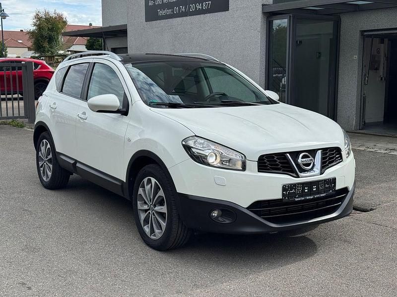 Weiß Gebraucht 2010 Nissan Qashqai Tekna SUV | 4.850 € (Guter Preis) - Bild 1/4