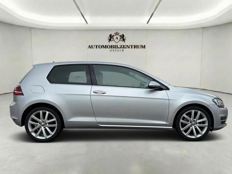 Gebraucht VW Golf VII 122 PS (89 kW) 2014 Grau Kleinwagen