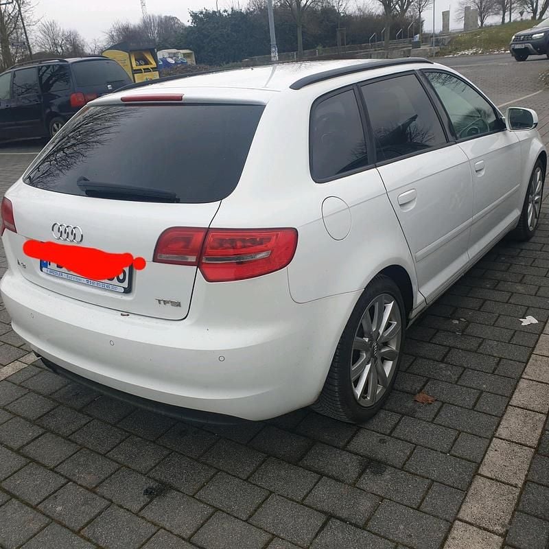 Gebraucht Audi A3 125 PS (91 kW) 2010 Kleinwagen