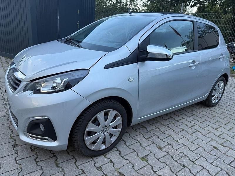 Gebraucht Peugeot 108 Style 72 PS (52 kW) 2021 Silber Kleinwagen