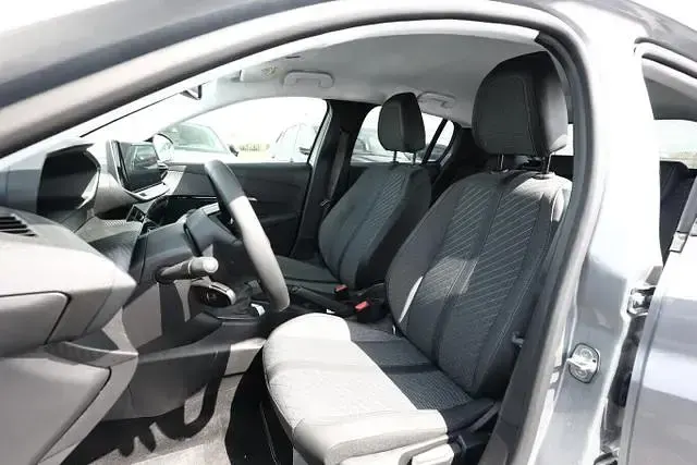 Neu Peugeot 208 Allure 101 PS (74 kW) 2025 Selenium grau metallic selenium grau metallic Kleinwagen