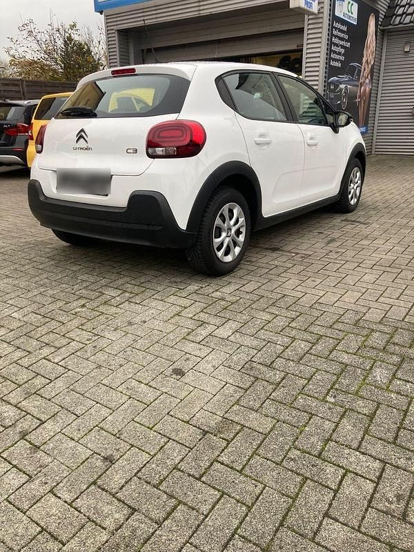 Gebraucht Citroën C3 Feel 82 PS (60 kW) 2018 Weiß Kleinwagen