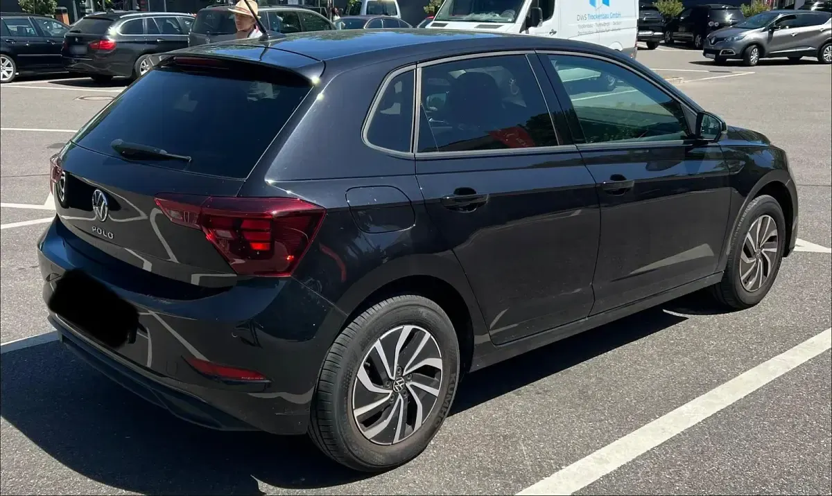 Gebraucht VW Polo Life 116 PS (85 kW) 2025 Schwarz Kleinwagen