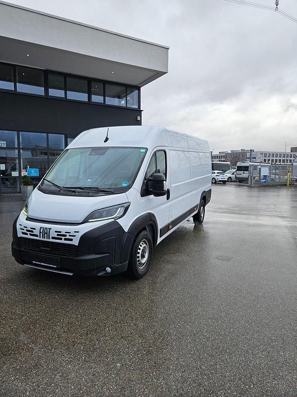 Gebraucht Fiat Ducato 180 PS (132 kW) 2024 Weiß Van