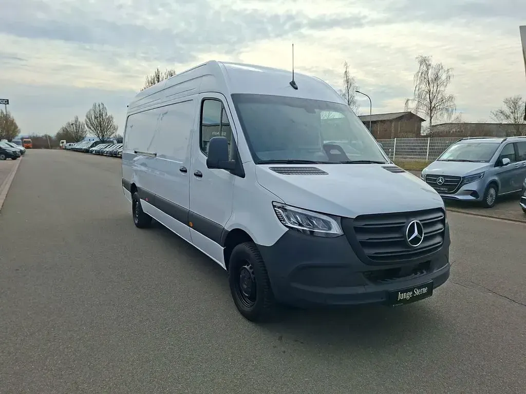 Occasion Mercedes Sprinter 170 ch (125 kW) 2025 Blanc Van