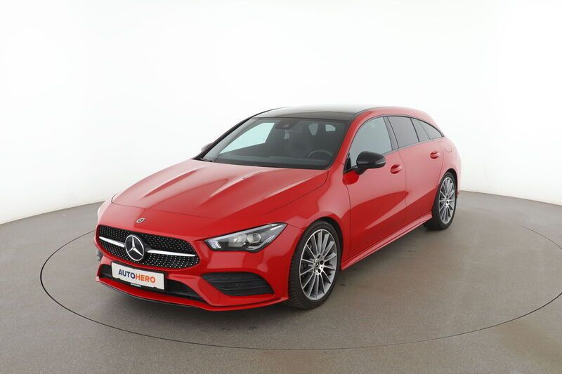 Rot Gebraucht 2019 Mercedes CLA180 Shooting Brake AMG line Kombi | 25.410 € (Etwas zu teuer) - Bild 1/4