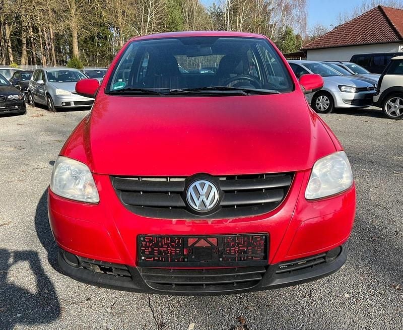 Gebraucht VW Fox Basis 54 PS (39 kW) 2006 Rot Kleinwagen