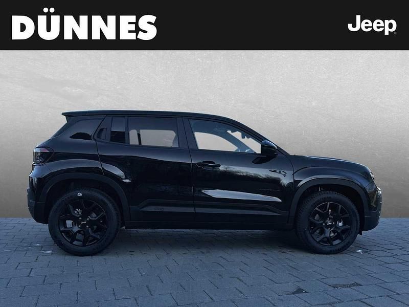 Neu Jeep Avenger 101 PS (74 kW) 2026 Schwarz SUV