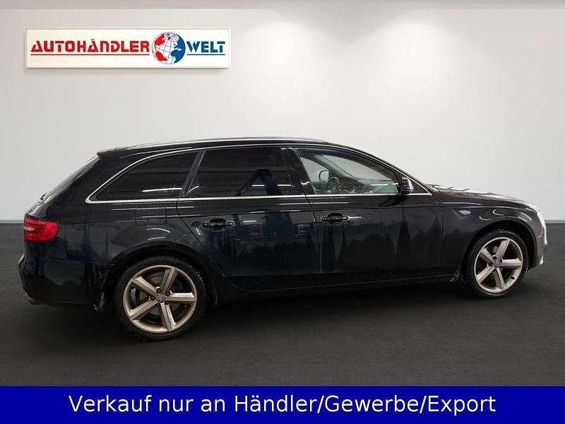Gebraucht Audi A4 Ambiente 170 PS (125 kW) 2012 Schwarz Kombi
