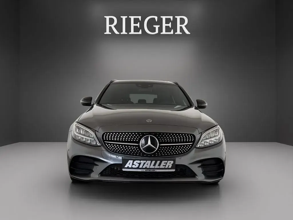 Gebraucht Mercedes C300 AMG line 258 PS (189 kW) 2021 Grau Limousine