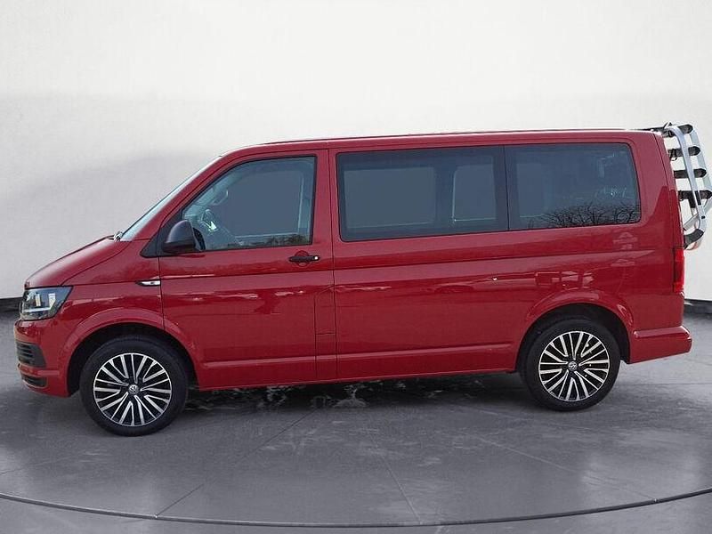 Gebraucht VW T6 Trendline 150 PS (110 kW) 2019 Rot Van