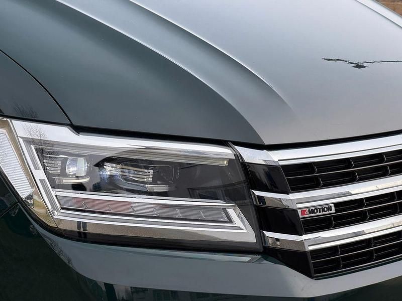 Gebraucht VW Crafter 177 PS (130 kW) 2019 Grün Van