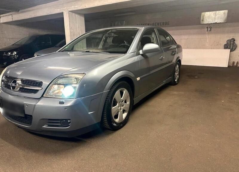 Blau Gebraucht 2003 Opel Vectra GTS Limousine | 2.200 € (Fairer Preis) - Bild 1/4