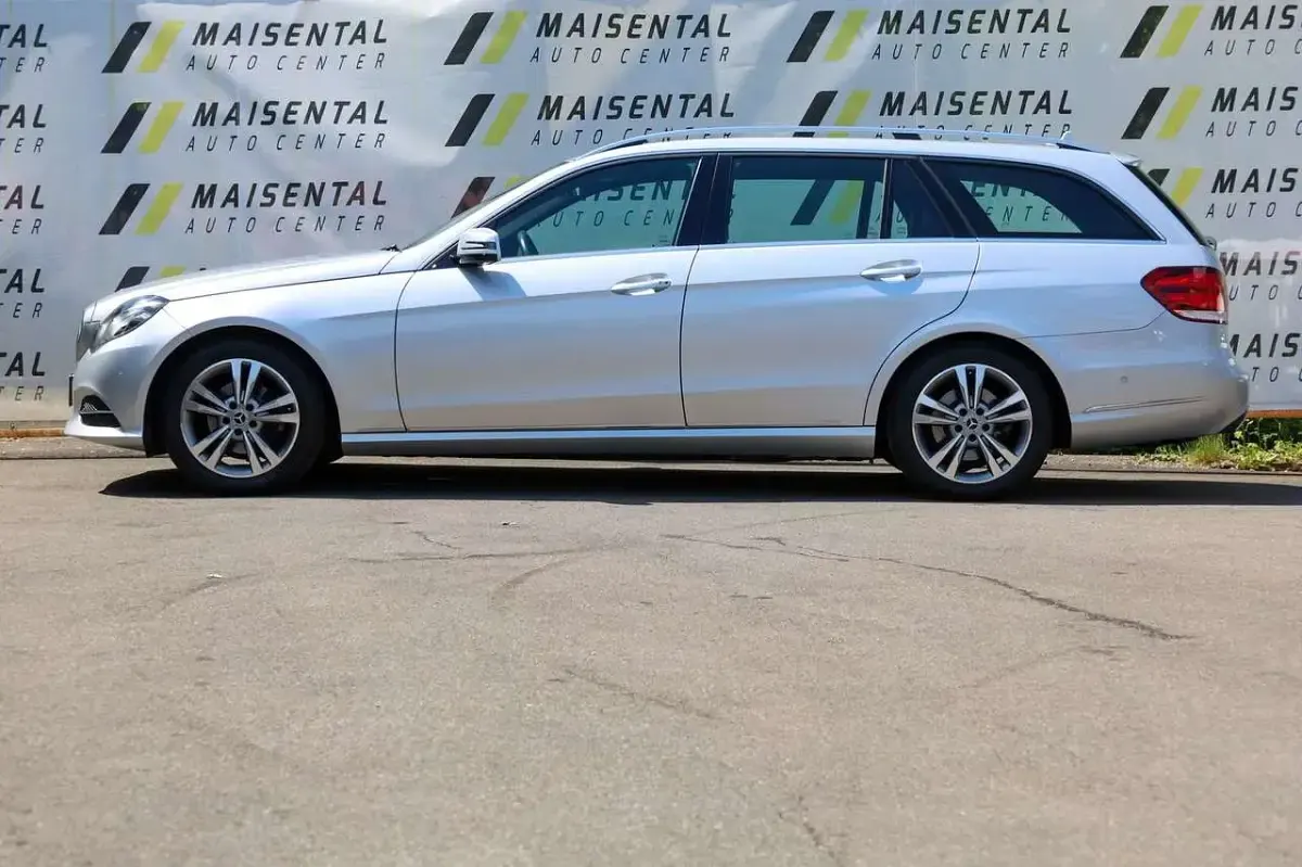 Gebraucht Mercedes E200 Avantgarde 184 PS (135 kW) 2013 Iridiumsilber  metallicl Kombi