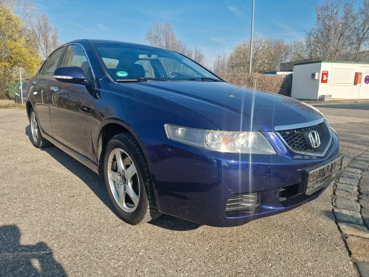 Occasion Honda Accord 155 ch (114 kW) 2005 Bleue Berline