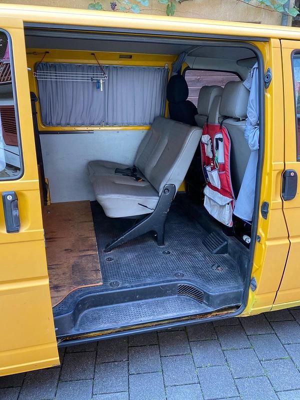 Second-hand VW Transporter 101 CP (74 kW) 2000 Galben Van