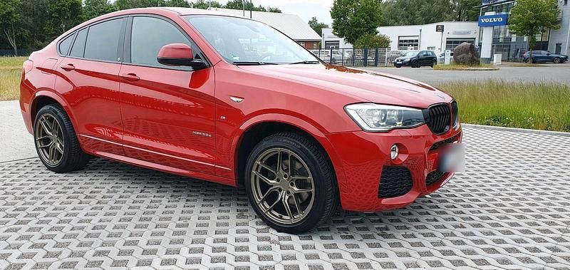 Gebraucht BMW X4 M Sport 258 PS (189 kW) 2015 Rot SUV