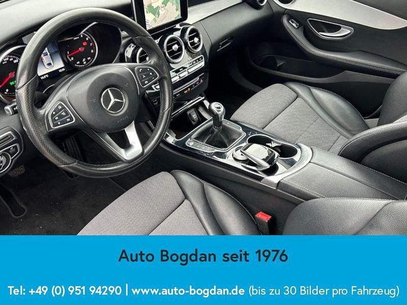 Gebraucht Mercedes C180 156 PS (114 kW) 2018 Cavansitblau Limousine