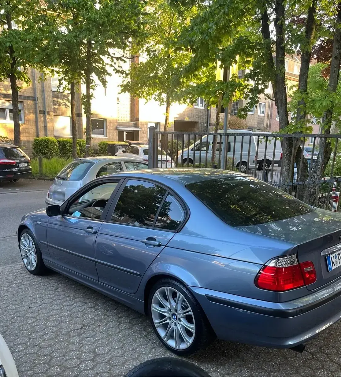 Gebraucht BMW 316 118 PS (86 kW) 2003 Limousine