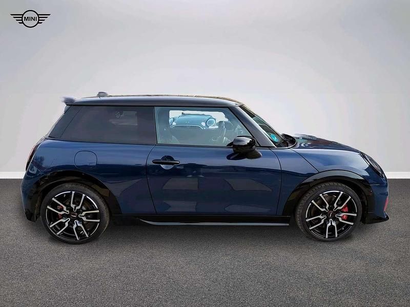 Gebraucht Mini John Cooper Works 231 PS (169 kW) 2024 Blau Kleinwagen