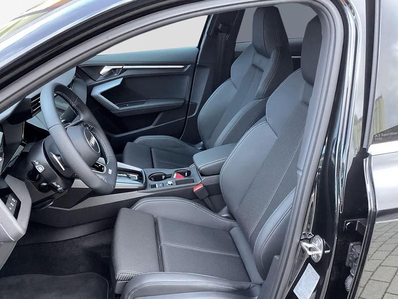 Gebraucht Audi A3 Advanced Plus 150 PS (110 kW) 2024 Mythosschwarz metallic Limousine