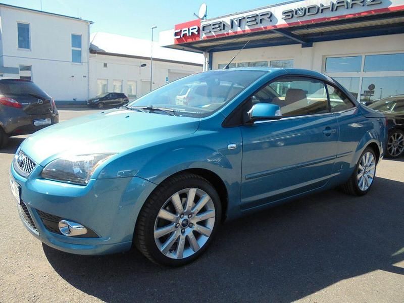 Gebraucht Ford Focus Cabriolet Titanium 145 PS (106 kW) 2007 Blau Cabrio