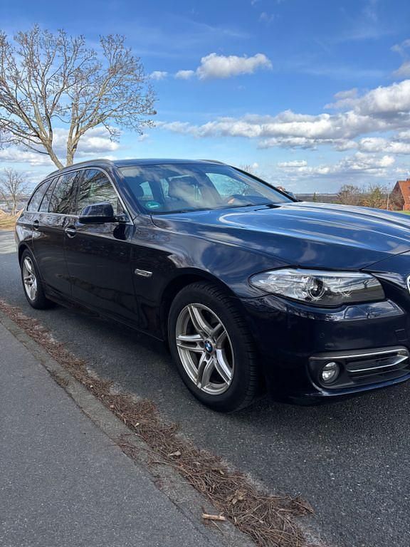 Gebraucht BMW 520 Performance 184 PS (135 kW) 2013 Blau Kombi