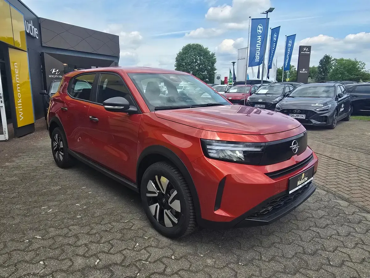 Neu Opel Frontera Edition 110 PS (80 kW) 2026 Lack graphit grau/typ aussenverkleidung metalliclackierung SUV
