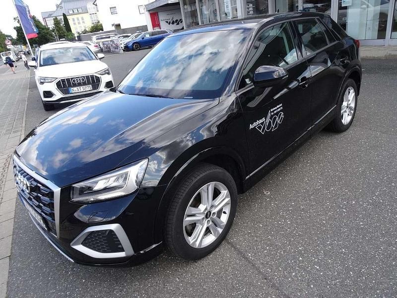 Gebraucht Audi Q2 Advanced 150 PS (110 kW) 2022 Schwarz SUV