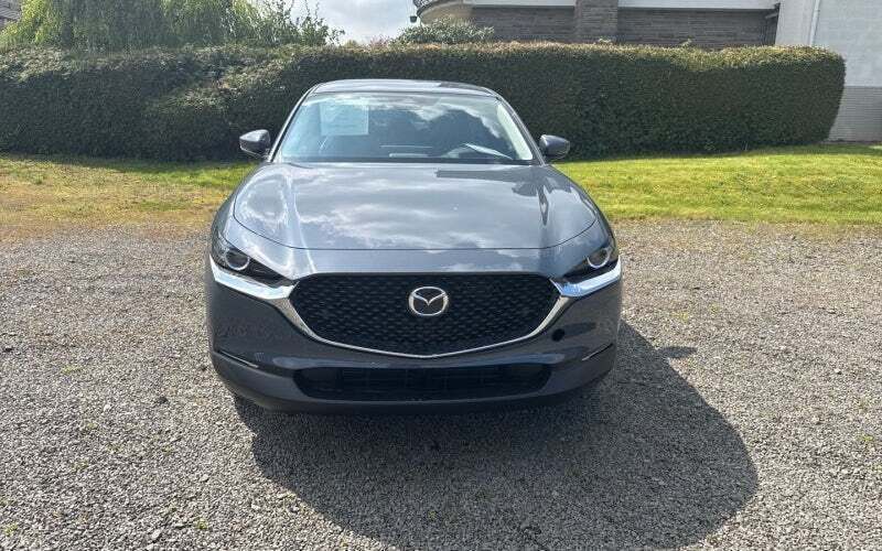 Grau Neu 2025 Mazda CX-30 Center-Line SUV | 27.190 € - Bild 1/4