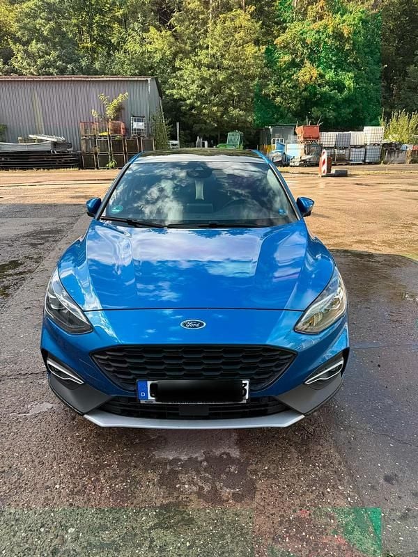 Gebraucht Ford Focus Active 155 PS (114 kW) 2020 Blau Limousine