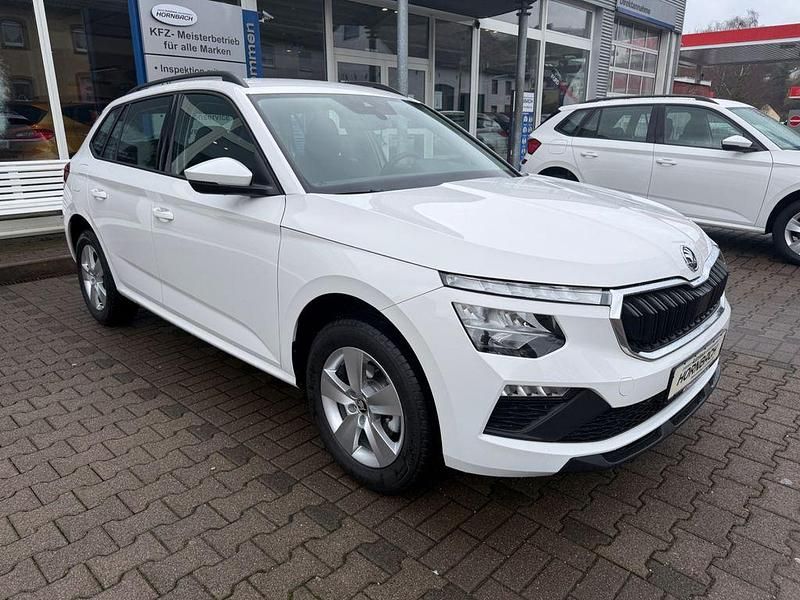 Neu Skoda Kamiq Essence 116 PS (85 kW) 2026 Weiß SUV