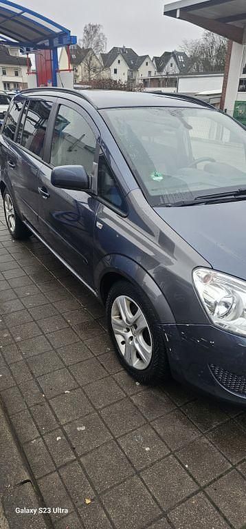 Gebraucht Opel Zafira 110 PS (80 kW) 2010 Blau Van / Kleinbus