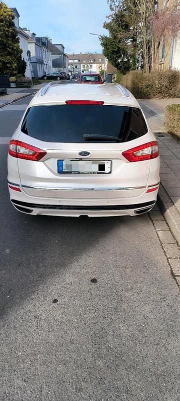 Gebraucht Ford Mondeo Vignale 198 PS (145 kW) 2016 Weiß Kombi