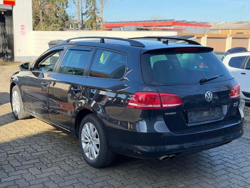 Second-hand VW Passat 140 CP (102 kW) 2013 Negru Break