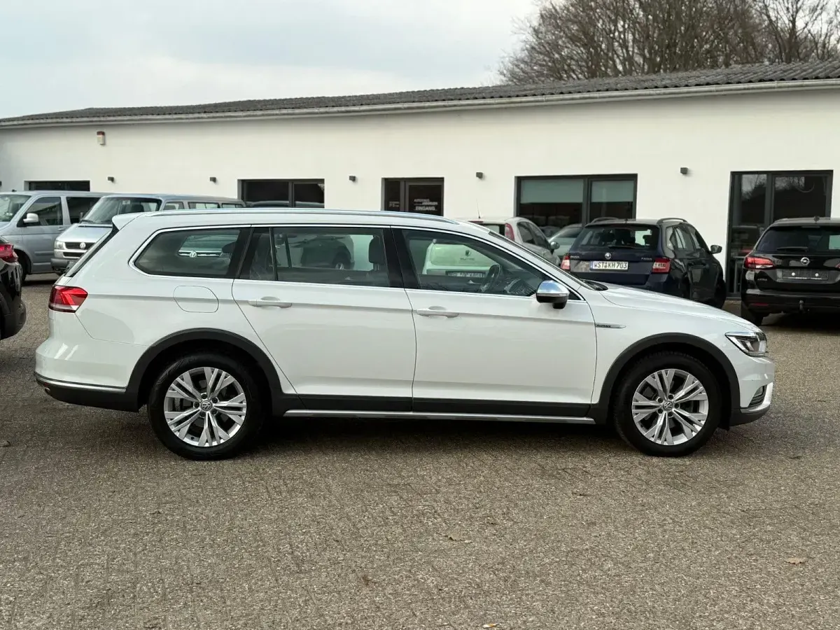 Gebraucht VW Passat Alltrack 190 PS (139 kW) 2016 Weiß Kombi
