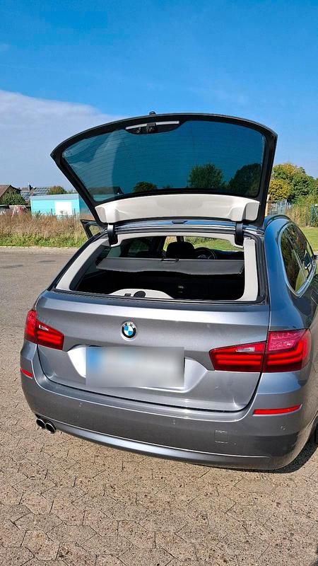 Gebraucht BMW 525 218 PS (160 kW) 2015 Grün Kombi