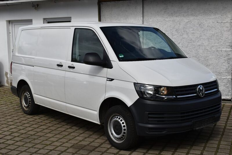 Weiß Gebraucht 2019 VW T6.1 Van | 7.900 € - Bild 1/4