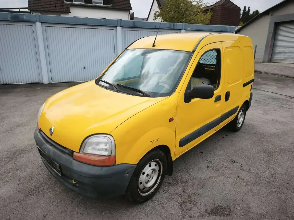 Gebraucht Renault Kangoo 75 PS (55 kW) 2009 Deutschland post gelb Van / Kleinbus