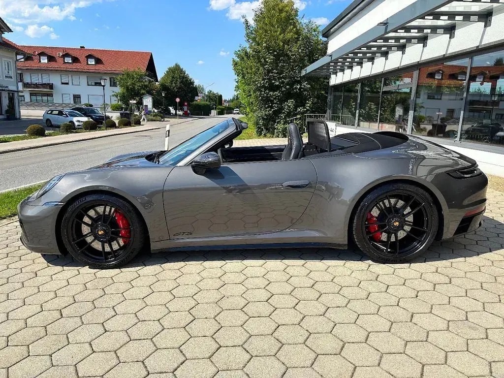 Gebraucht Porsche 911 Carrera 4 GTS 480 PS (353 kW) 2023 Grau Cabrio