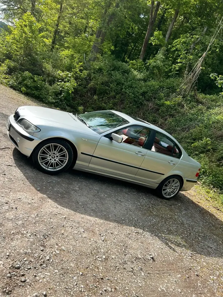 Gebraucht BMW 320 Basis 170 PS (125 kW) 2002 Grau Limousine
