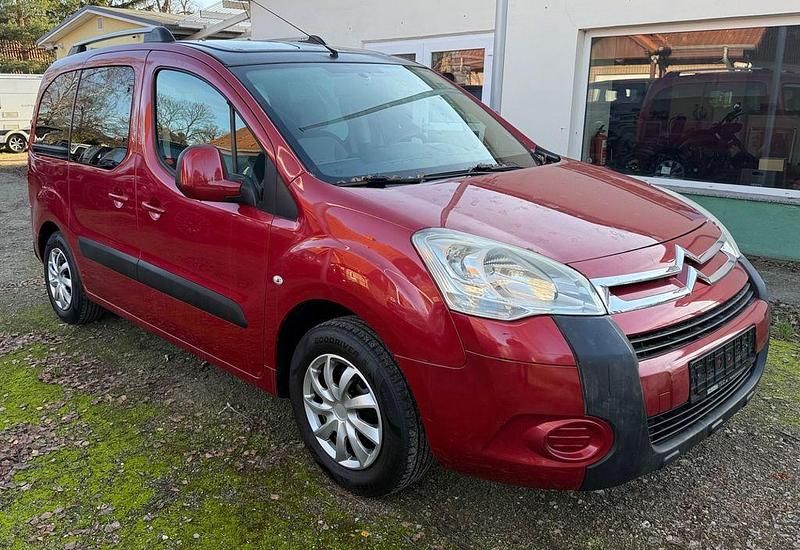 Gebraucht Citroën Berlingo 120 PS (88 kW) 2011 Rot Van / Kleinbus
