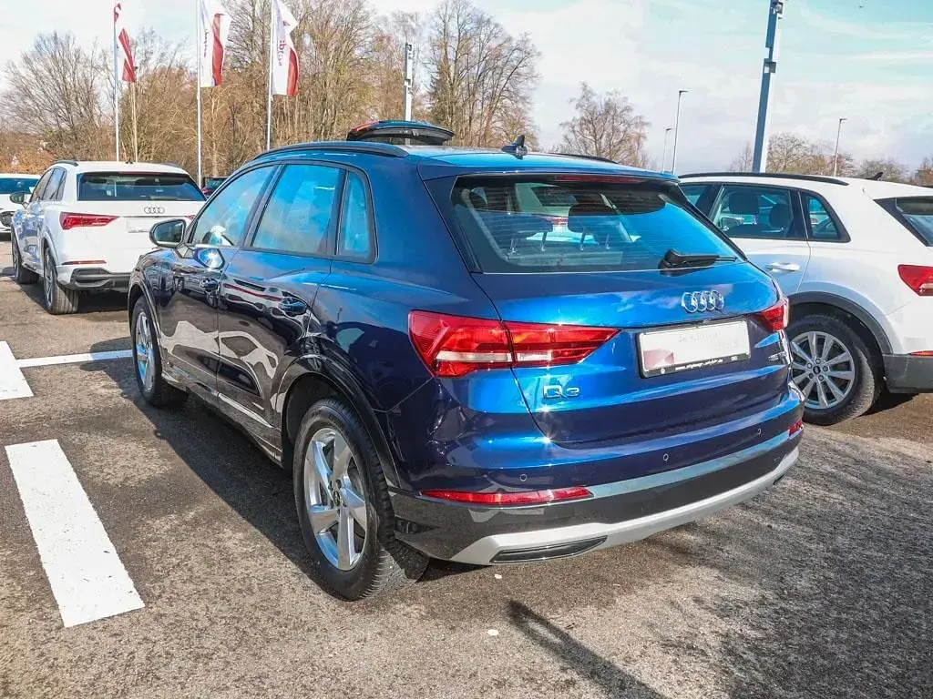 Gebraucht Audi Q3 Advanced Plus 150 PS (110 kW) 2025 Navarrablau metallic SUV