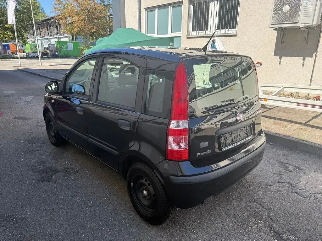 Gebraucht Fiat Panda Classica 69 PS (50 kW) 2012 Schwarz Kleinwagen