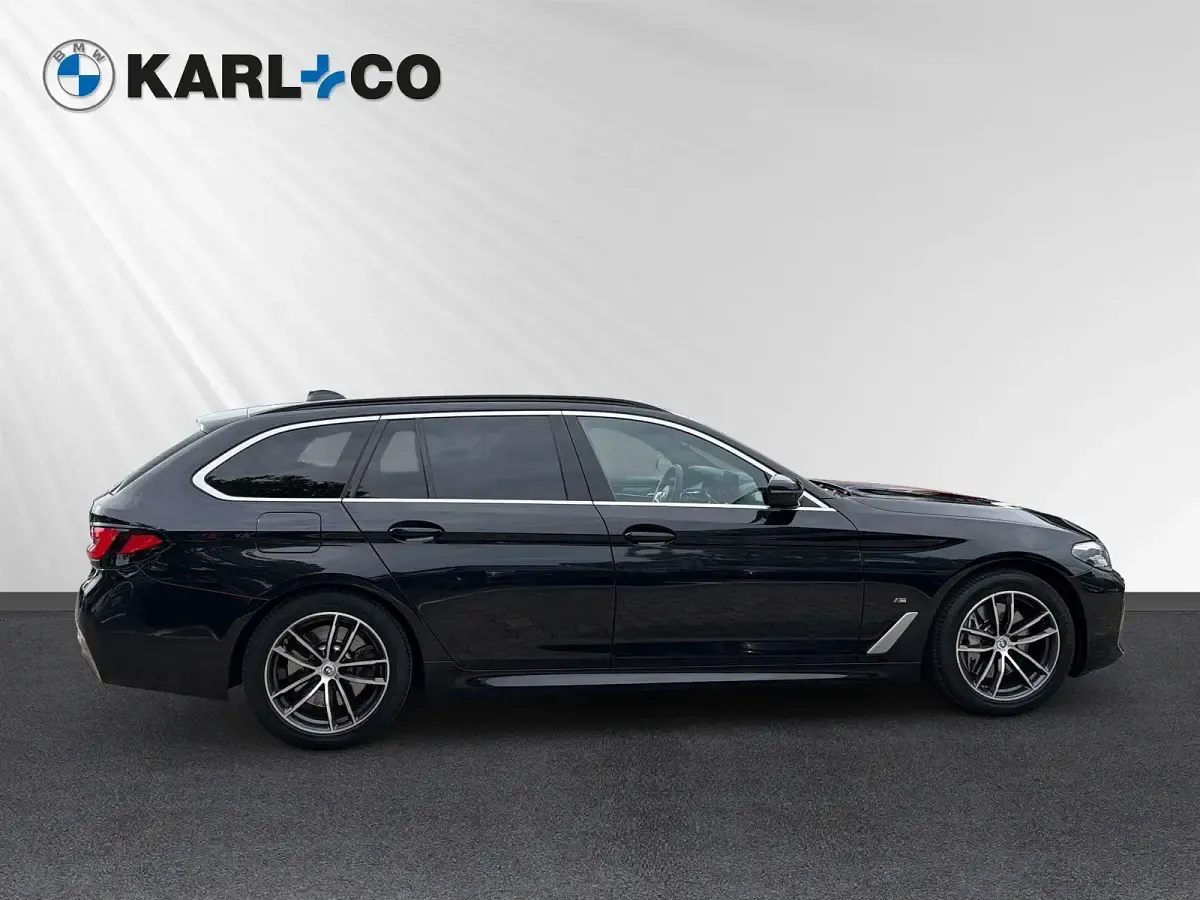 Gebraucht BMW 540 M Sport 333 PS (244 kW) 2022 Black sapphire metallic (schwarz) Kombi