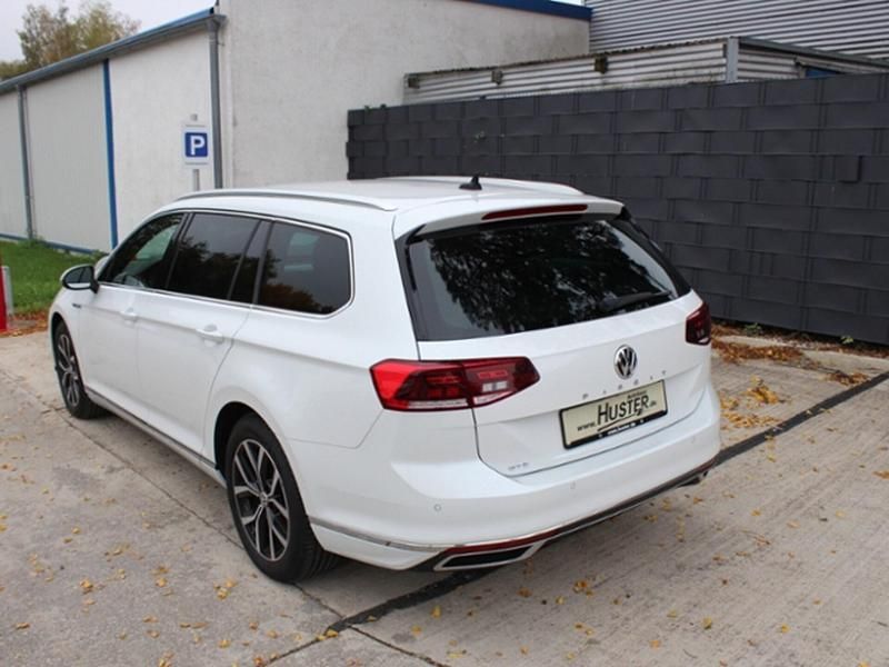 Gebraucht VW Passat GTE 218 PS (160 kW) 2020 Weiß Kombi