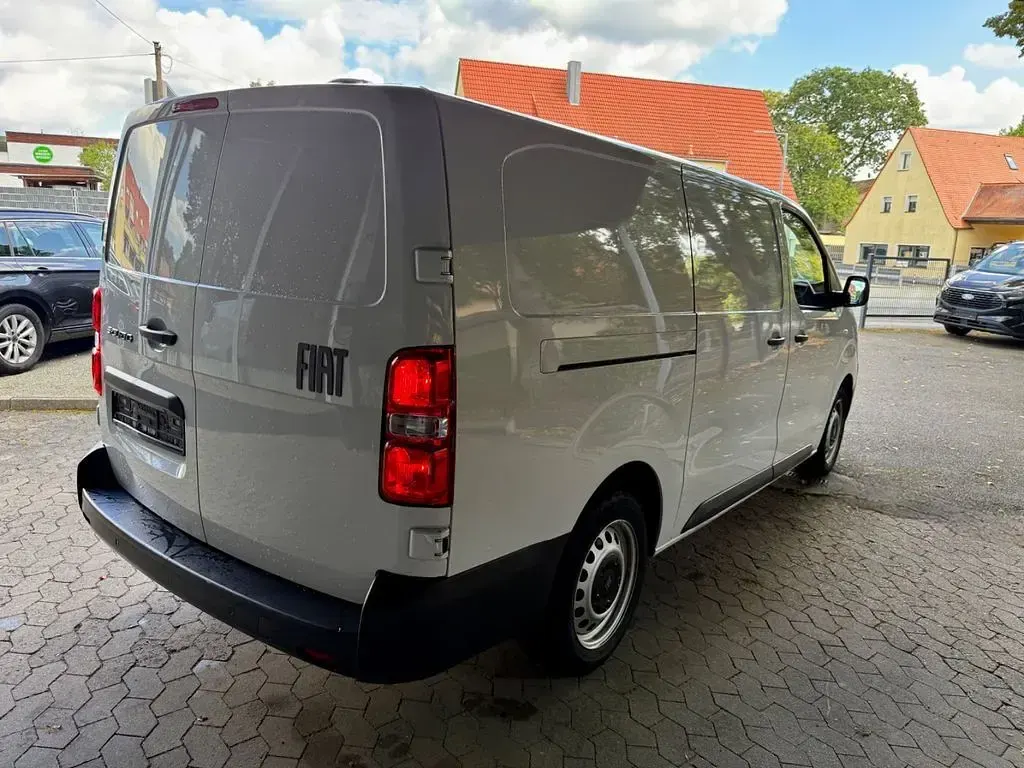 Gebraucht Fiat Scudo 177 PS (130 kW) 2024 Weiß Van