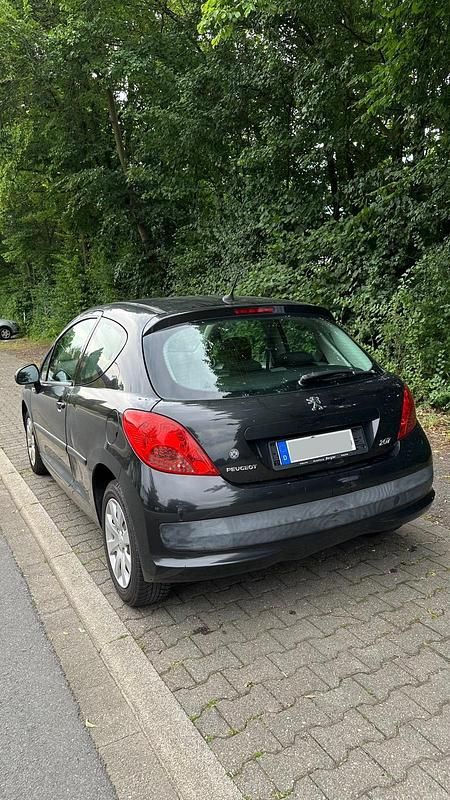 Gebraucht Peugeot 207 88 PS (64 kW) 2007 Schwarz Kleinwagen