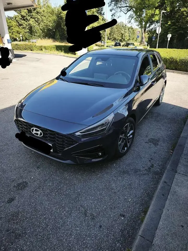 Gebraucht Hyundai i30 Advantage 101 PS (74 kW) 2024 Blau Kombi
