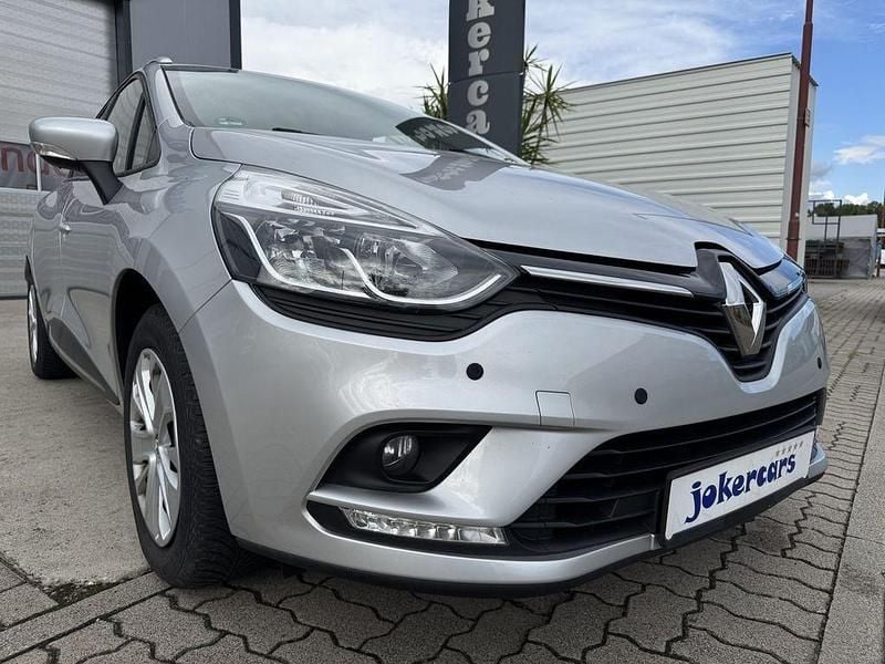 Grau Gebraucht 2019 Renault Clio IV LIMITED Limousine | 11.990 € (Etwas zu teuer) - Bild 1/4